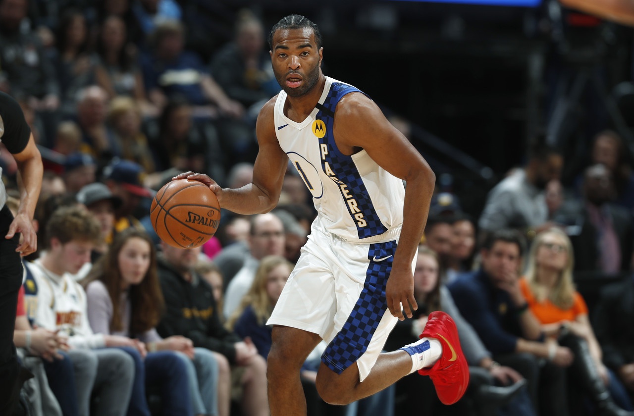 湖人能否依 湖人能否依