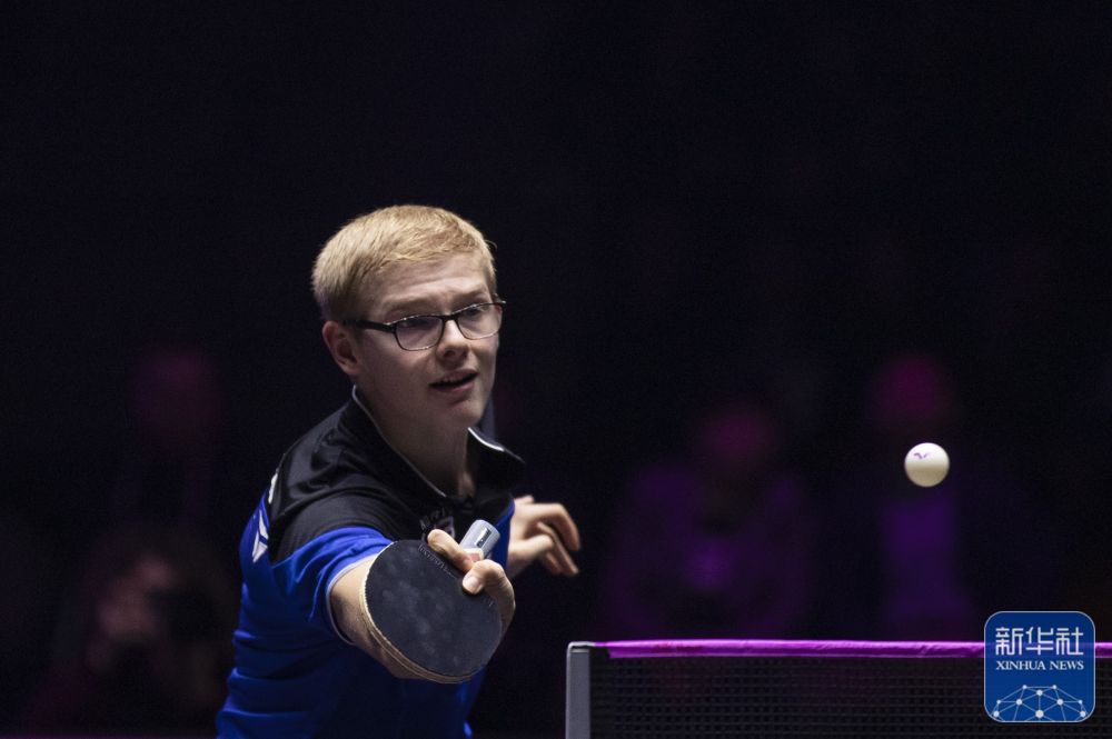 他们在防守 他们在防守