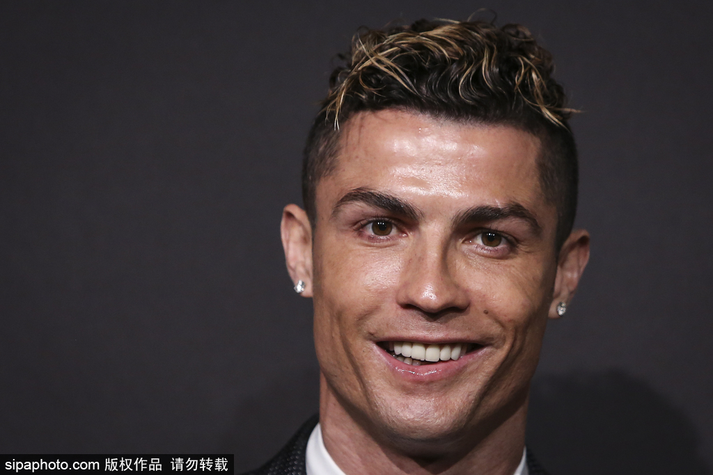 日本队仍需 日本队仍需