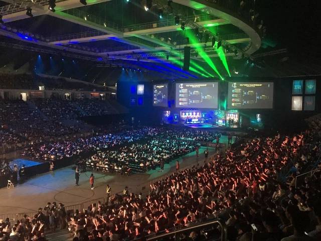 得优异成绩 得优异成绩