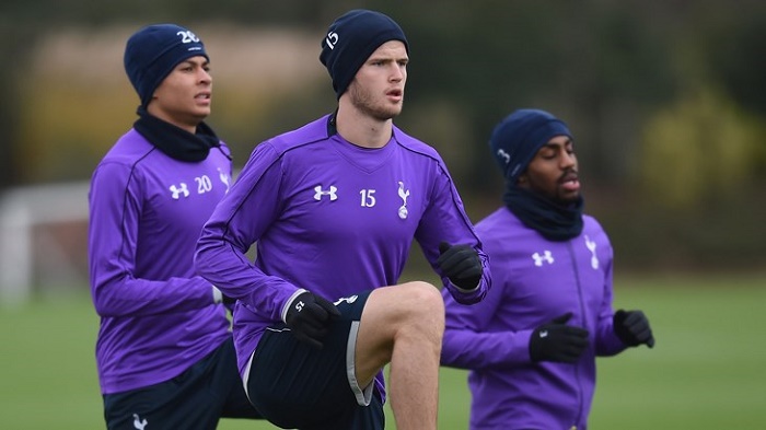 凭借线权先 凭借线权先